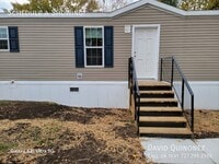 Building Photo - 509 Menard-