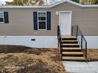 Building Photo - 509 Menard-