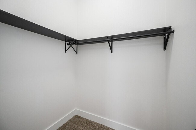 Building Photo - 8203 Sparta St