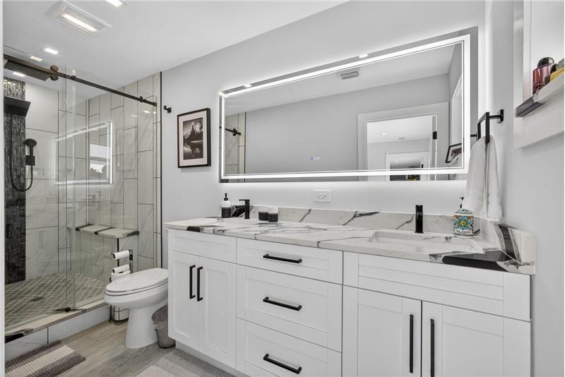 Building Photo - 2388 S Wallen Dr