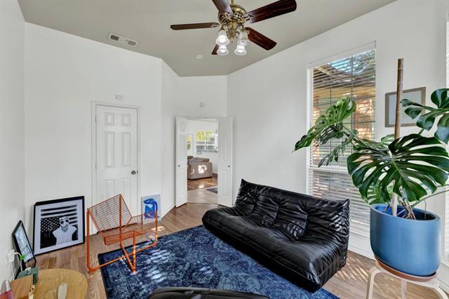 Building Photo - 18 Equestrian Ct