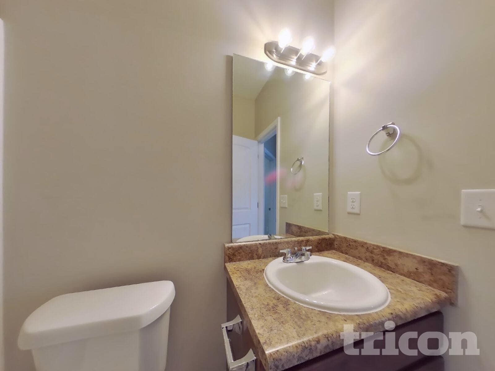Building Photo - 124 Kings Crossing Ct