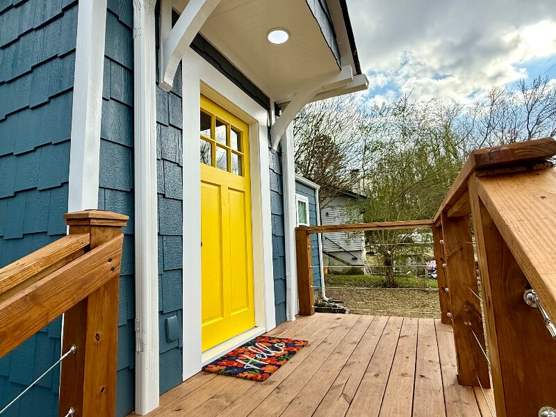 Building Photo - 3613 Glendon Dr