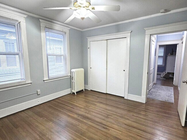 Building Photo - 108 Concord St