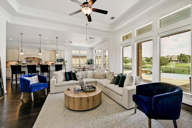 Building Photo - 4303 Woodledge Pl