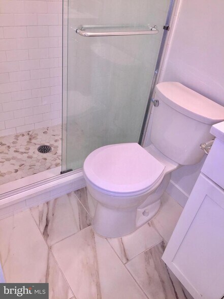 Bathroom - 1412 Chapin St NW