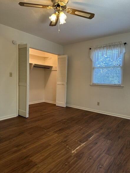 Building Photo - 625 Clearview Dr