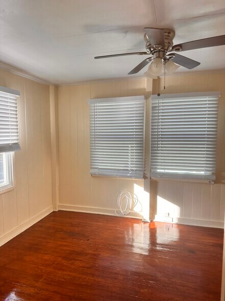 Bedroom 1 - 1910 Naio St