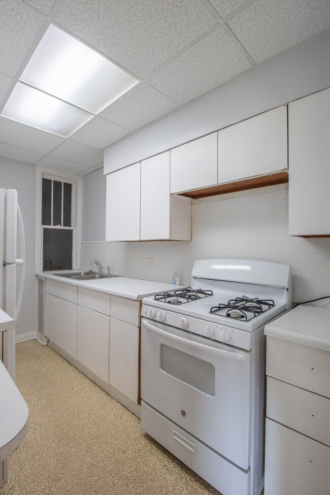 Building Photo - 43 W North St