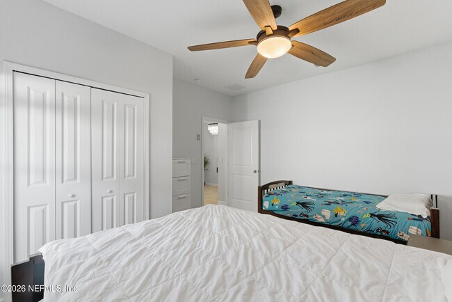 Building Photo - 454 Willow Lake Dr