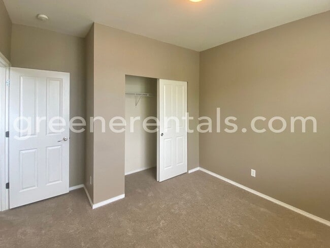 Building Photo - Lacey 4BD/2.5BA Beautiful Home Close to 1-...