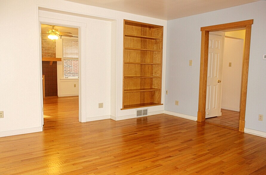 LR towards 2BR - 5840 Alderson St