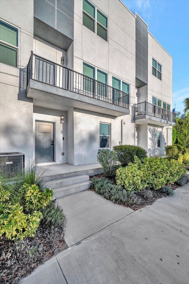 Building Photo - 4120 W North A St