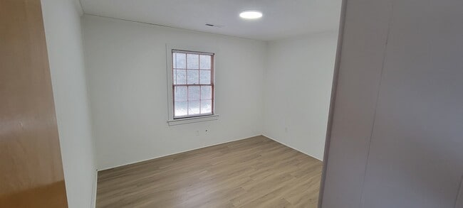 Building Photo - 5428 Sidbury Rd