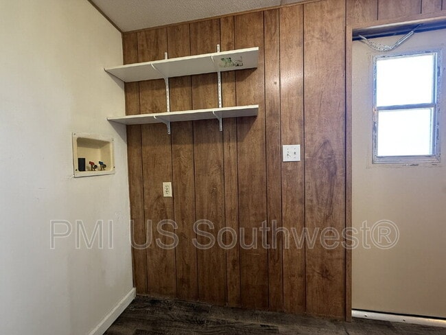 Building Photo - 2111 Santa Cruz Ave