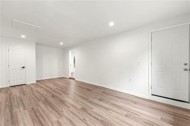 Building Photo - 1428 Muirfield Dr