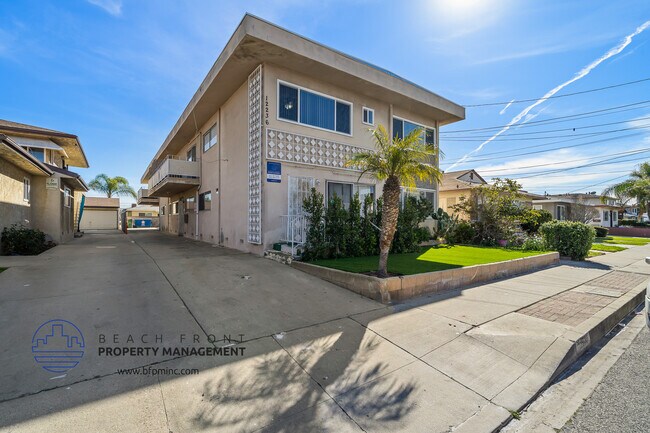 Building Photo - 12236 Manor Drive