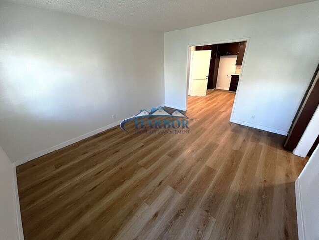 Building Photo - 10019 Felton Ave