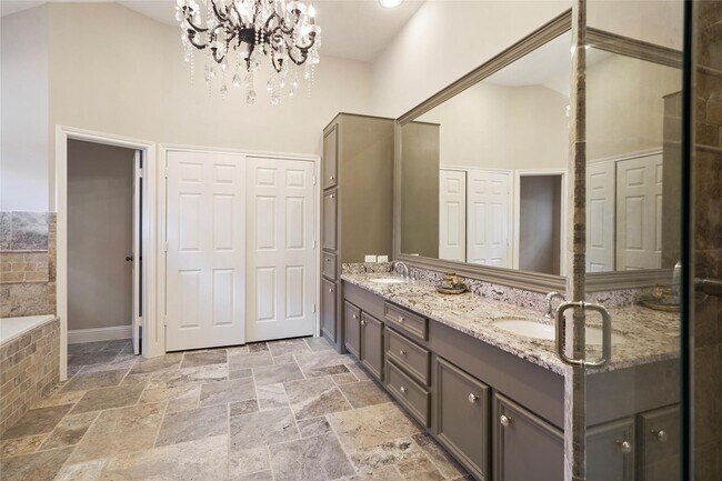 Building Photo - 11530 Wickhollow Ln