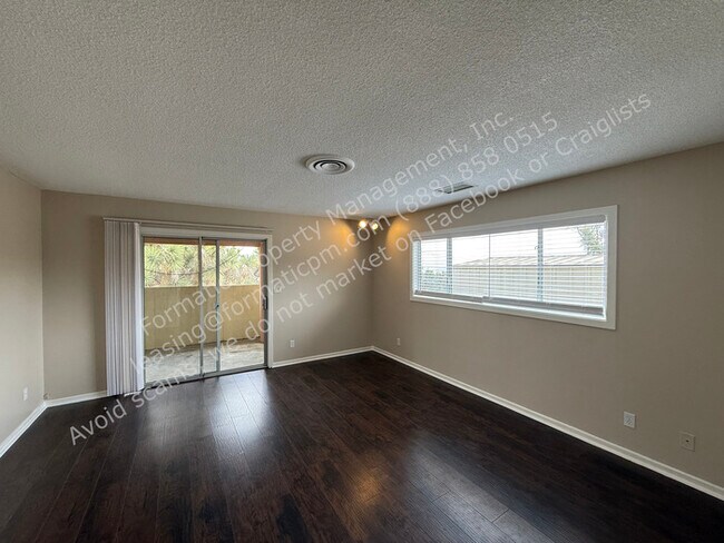 Building Photo - Spacious Pet-Friendly 3-Bedroom Home with ...