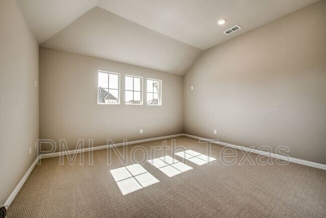 Building Photo - 2116 Covey Ct