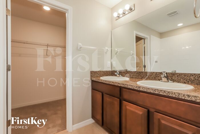 Building Photo - 5039 Brickwood Rise Dr