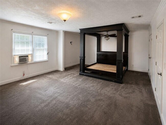 Building Photo - 4225 Friar Tuck Ln