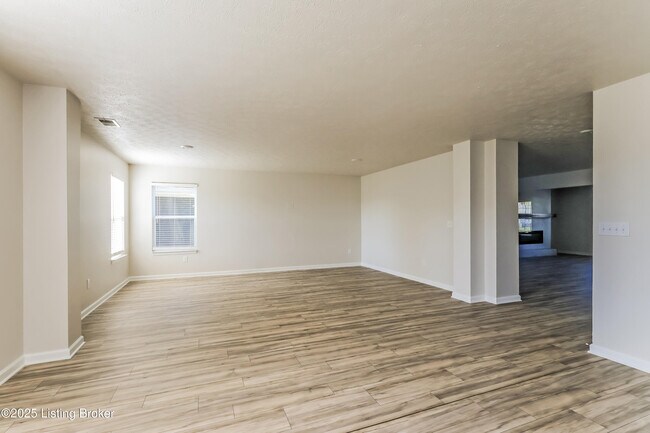 Building Photo - 1213 Johnson Ridge Rd