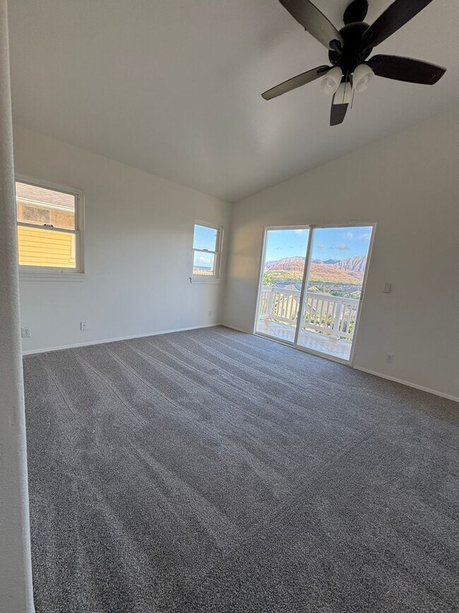 Building Photo - 87-2225-2225 Pakeke St