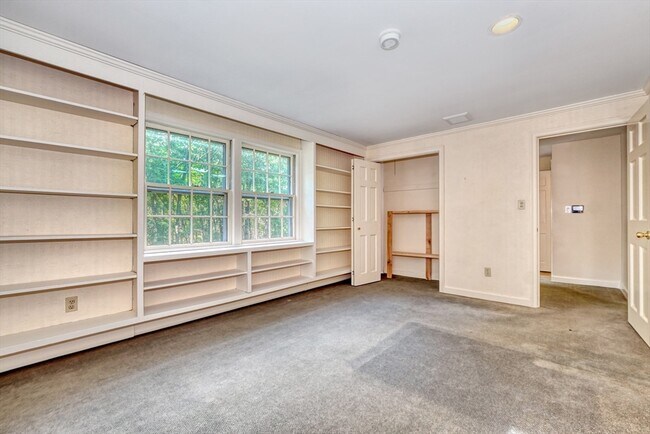 Building Photo - 15 Goose Pond Rd