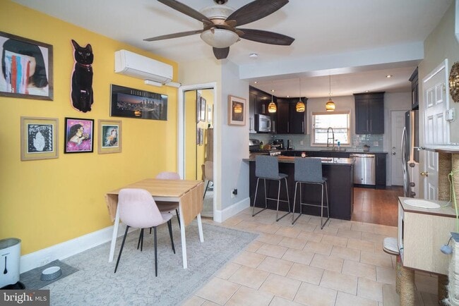 Building Photo - 1026 Morris St