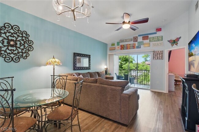 Building Photo - 15430 Bellamar Cir