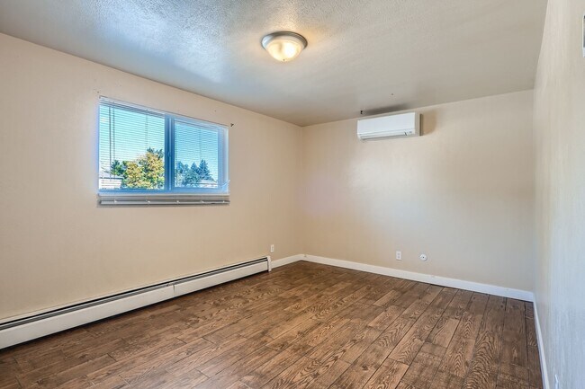 Building Photo - 1705 30th Street