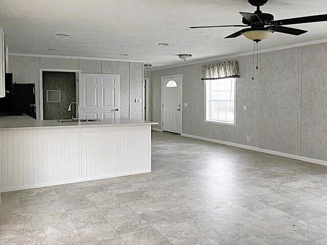 Building Photo - 884 Birchwood Dr