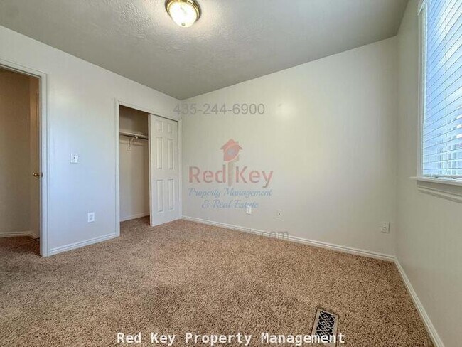 Building Photo - 177 Crystal Bay Dr