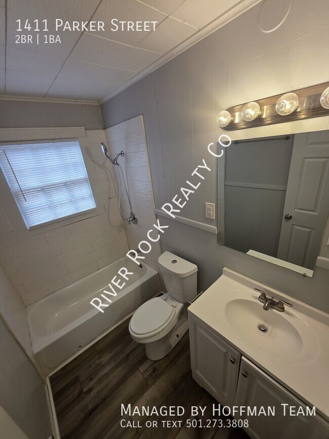 Building Photo - 1411 Parker St