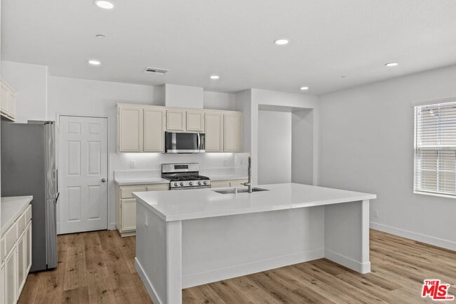 Building Photo - 15769 Agave Ave