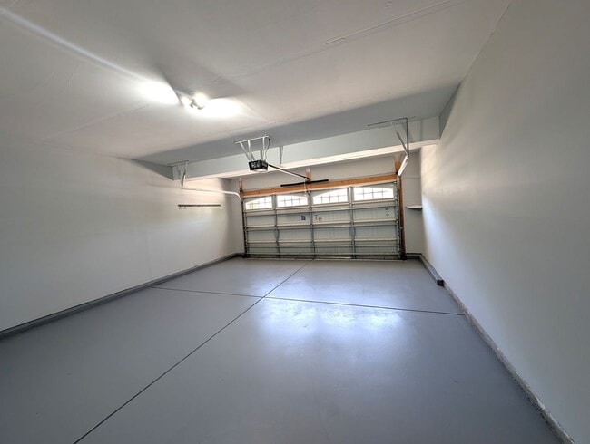 Building Photo - Stunning 2 Story Home Located in The Settlements at Withrow Downs Community!