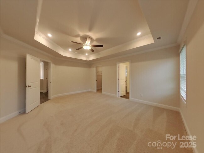 Building Photo - 139 Queenshall Rd