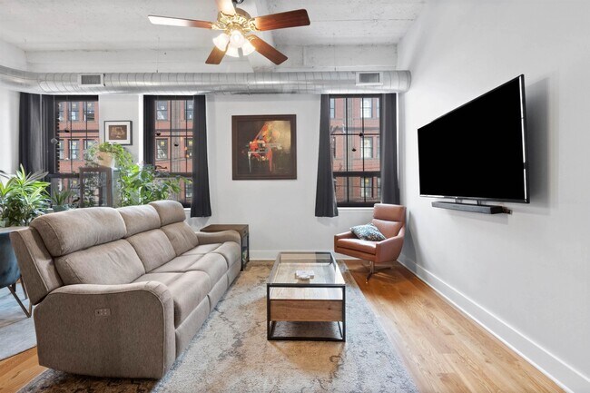 Building Photo - 325 Palisade Ave