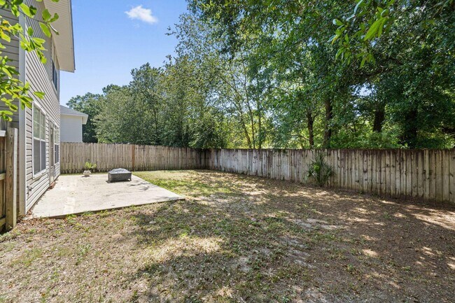 Building Photo - Turn-Key 3 Bed, 2.5 Bath Two-Story Home – ...