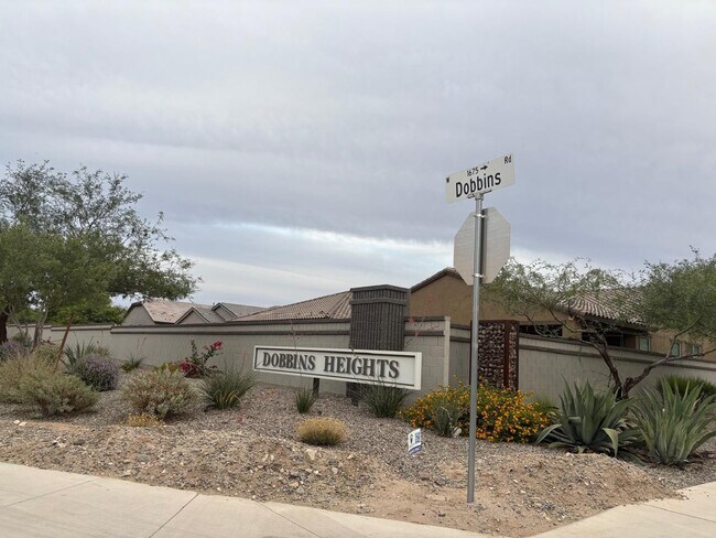 Building Photo - 1649 W la Mirada Dr