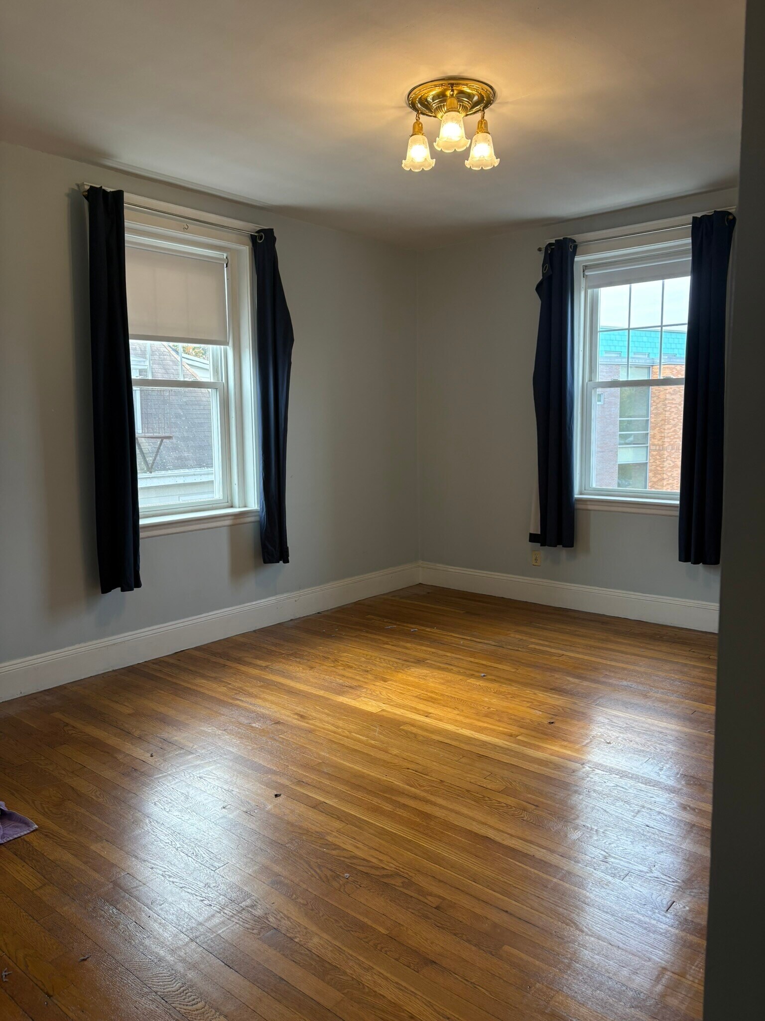 Building Photo - 52 Babcock St