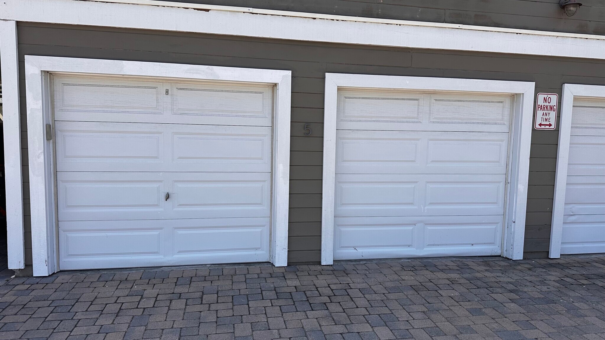2-car Garage - 2424 Santa Ana Ave