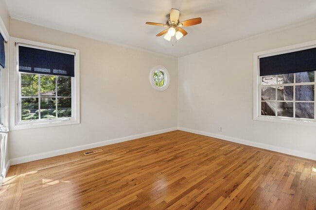 Building Photo - Beautifully Appointed Atherton Estate with...