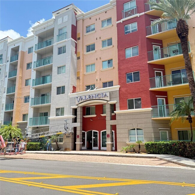 Primary Photo - 6001 SW 70th St