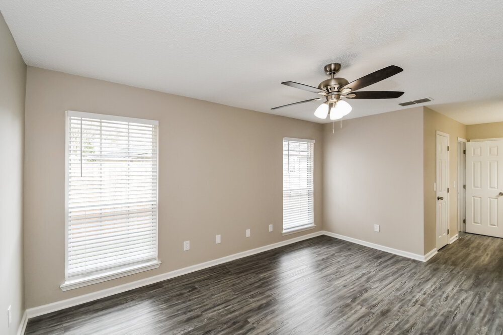 Building Photo - 7554 Fawn Lake Dr S