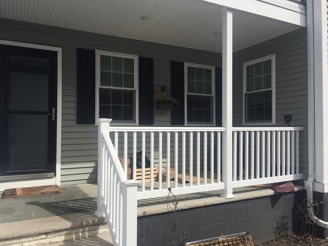 Building Photo - 20 Symonds St