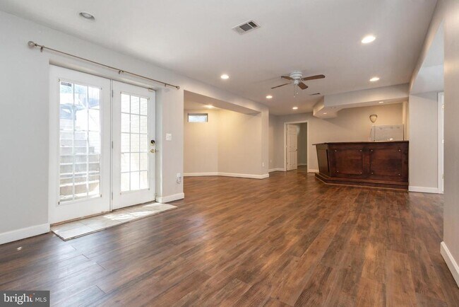 Building Photo - 11629 Forest Hill Ct