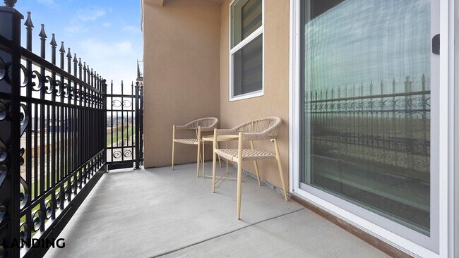 Building Photo - 4155 Carson Ln